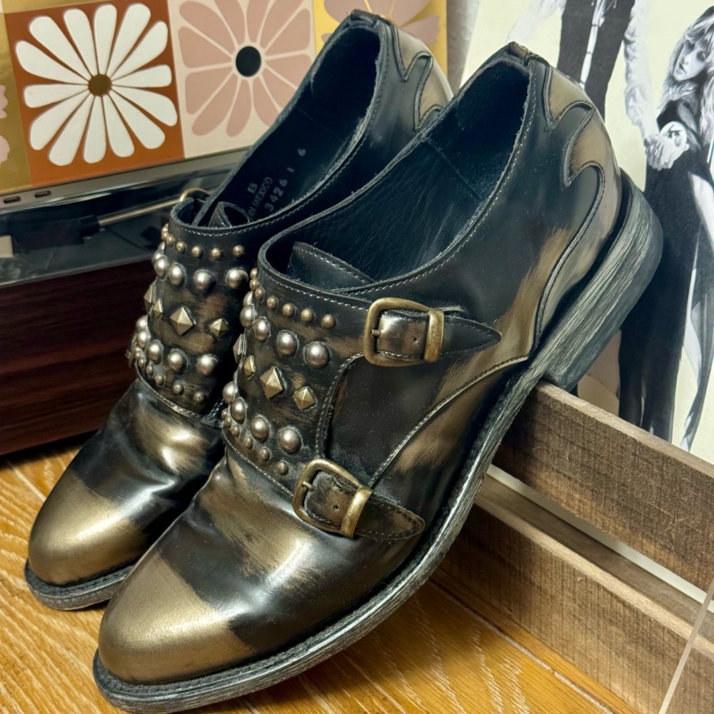 Old Gringo Pewter Distressed Patent Leather Studded Loafers Size 10 - Picture 5 of 9